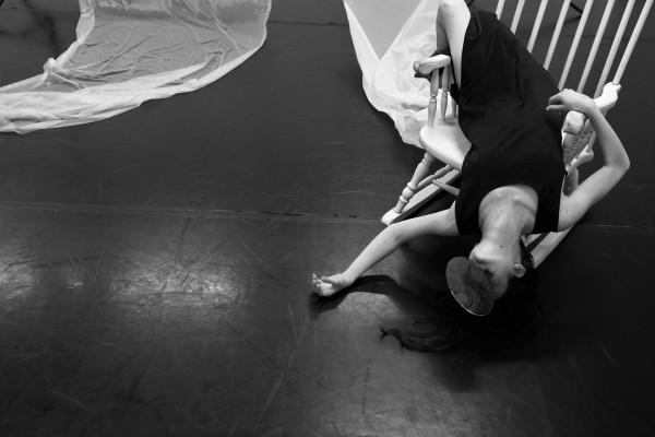 Nadja – Who am I? Παράσταση χορού στο Σύγχρονο θέατρο