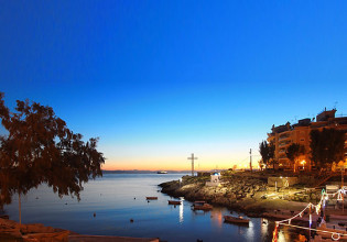 Σινεμά δίπλα στη θάλασσα για τους Πειραιώτες