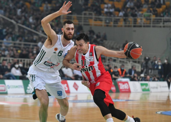 Σλούκας και Παπαγιάννης στη 2η καλύτερη πεντάδα της Euroleague