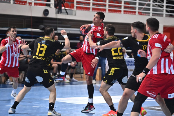 LIVE: ΑΕΚ – Ολυμπιακός