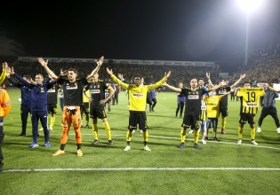 Οι πανηγυρισμοί των παικτών του Άρη μετά την επική ανατροπή (pics)