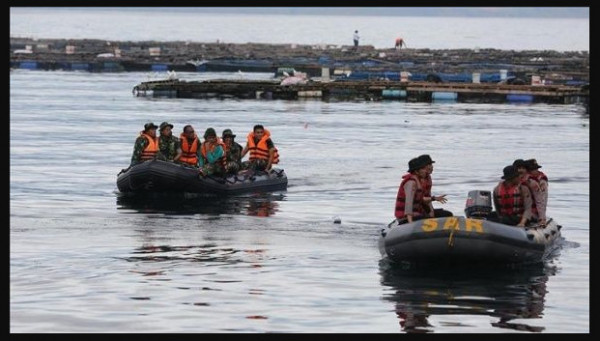 Ινδονησία: Είκοσι έξι αγνοούμενοι μετά το ναυάγιο πορθμείου στο στενό Μακασάρ