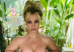 Μπρίτνεϊ Σπίαρς: Κύμα οργής για τις γυμνές φωτογραφίες – «Μόλις έχασες ένα μωρό, σταματά»