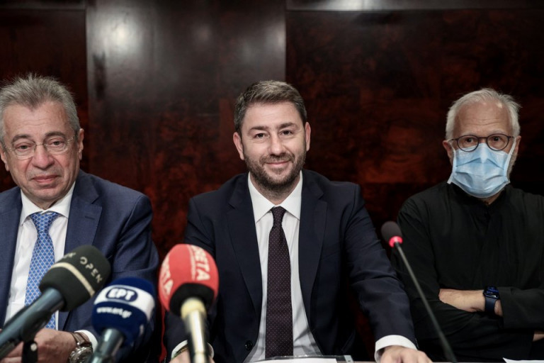 Νίκος Ανδρουλάκης: Η οικουμενική αντίληψη της «ταυτότητας» υποστηρίζει και δεν υπονομεύει τη Δημοκρατία