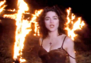 Μαντόνα: Ζητά… ακρόαση από τον Πάπα – «Με έχουν αφορίσει τρεις φορές, δεν είναι δίκαιο»