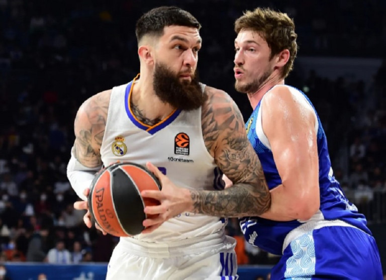 LIVE: Ρεάλ Μαδρίτης – Αναντολού Εφές 57-58 (τελικό)