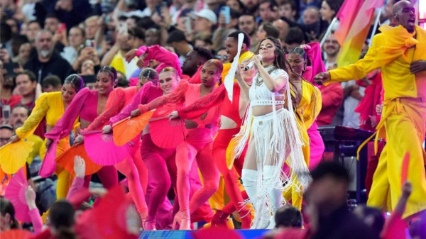 Καμίλα Καμπέγιο: «Δουλέψαμε τόσο για το show στον τελικό και τραγουδούσαν συνθήματα»