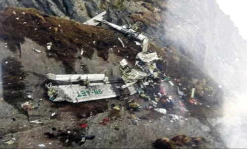 Νεπάλ: Εντοπίστηκαν τα συντρίμμια αεροσκάφους που είχε χαθεί από τα ραντάρ με 22 επιβαίνοντες