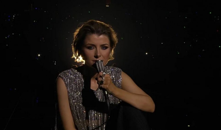 Eurovision: «Σωσίας» της Σίας Κοσιώνη η τραγουδίστρια της Σουηδίας – Παραληρεί το Twitter