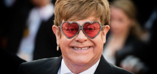 Έλτον Τζον: Το ντοκιμαντέρ για την αποχαιρετιστήρια περιοδεία του και πλάνα από τα 50 χρόνια καριέρας