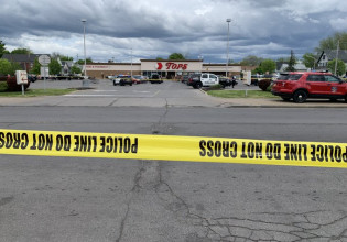 Μπάφαλο: Στους 10 οι νεκροί από πυροβολισμούς σε σουπερμάρκετ