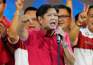 Φιλιππίνες: Ο γιός του πρώην δικτάτορα στο τιμόνι της χώρας