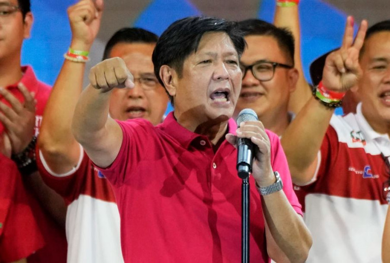 Φιλιππίνες: Ο γιός του πρώην δικτάτορα στο τιμόνι της χώρας