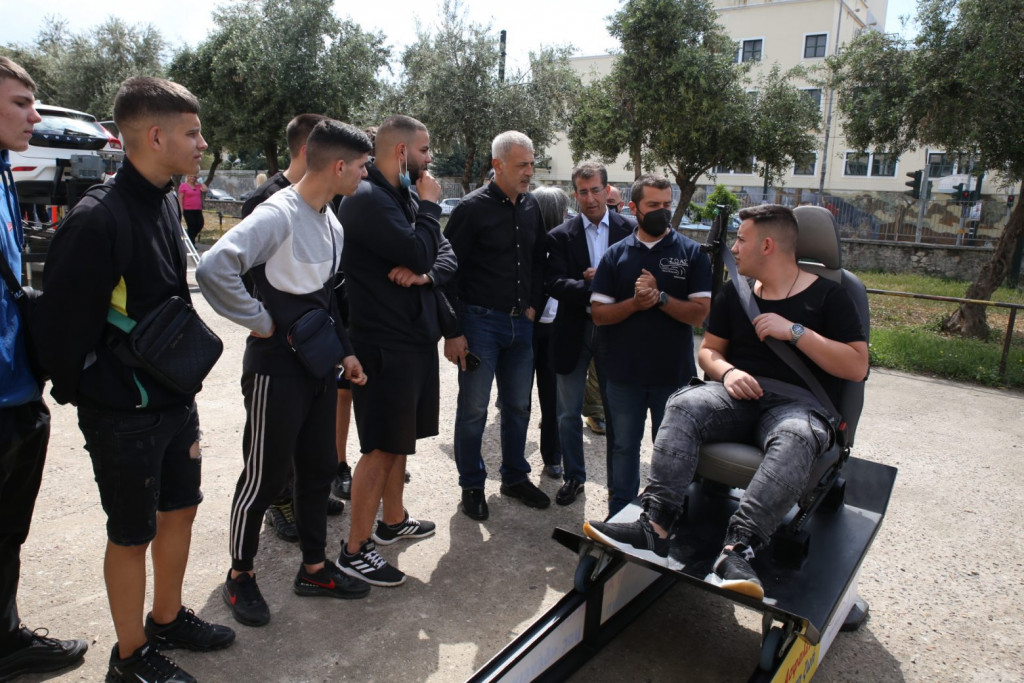 Πρόγραμμα ενημέρωσης για την οδική ασφάλεια σε σχολεία του Πειραιά