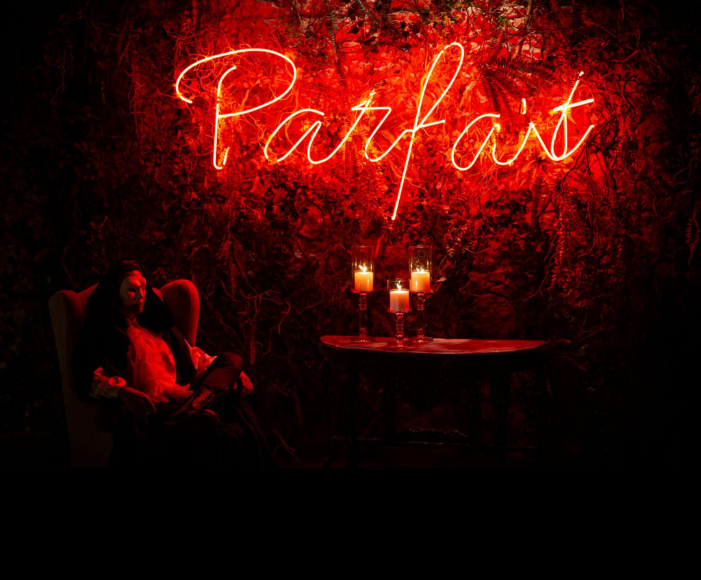 Το Parfait Athens γεμίζει τις νύχτες μας γεύσεις και εμπειρίες