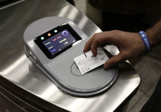 Μπάιντεν «καρφώνει» Τραμπ: «Είχαμε μια φρικτή πανούκλα, μετά ήρθε ο κορονοϊός»