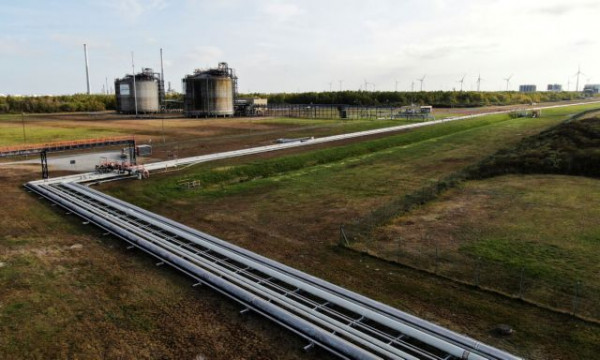 Γερμανία: Η Μπούντεσταγκ ενέκρινε σχέδιο νόμου που επιτρέπει απαλλοτρίωση υποδομών του τομέα ενέργειας