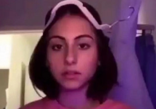 Νέα μόδα στο TikTok: Το κόλπο με την κρεμάστρα που ούτε οι επιστήμονες δεν μπορούν να εξηγήσουν