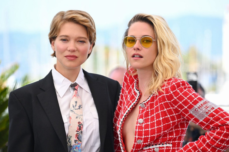 Κρίστεν Στιούαρτ: Τρέλανε τις Κάννες με τη σέξι εμφάνισή της