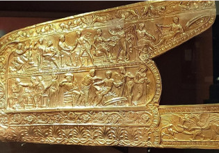 Μενδώνη για τον χρυσό των Σκυθών στην Ουκρανία: Αποτρόπαια λεηλασία