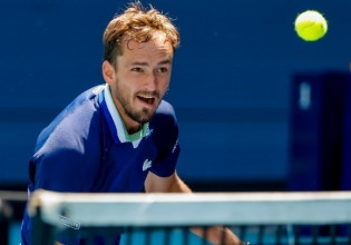 Μεντβέντεφ: «Μακάρι να παίξω στο Wimbledon»