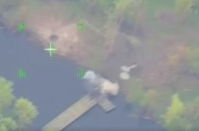 Ρωσία: Υποστηρίζει ότι κατέστρεψε αμερικανικό εξοπλισμό στο Σολεντάρ – Ζημιές και στο διυλιστήριο του Λισιτσάνσκ