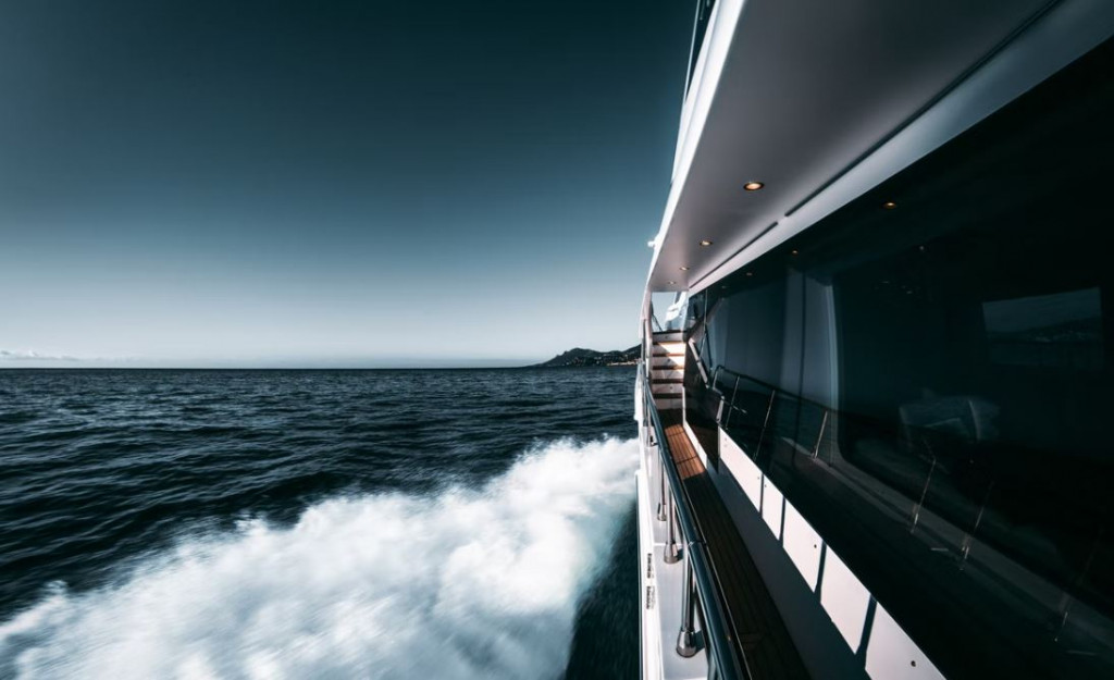 Πόλεμος στην Ουκρανία: Το «κυνήγι» της θαλαμηγού