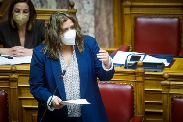 Συρεγγέλα: Καταγράφεται μείωση της γυναικείας ανεργίας