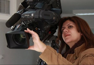 Σιρίν Αμπού Άκλεχ: Ποια ήταν η σπουδαία δημοσιογράφος που έπεσε νεκρή από ισραηλινά πυρά