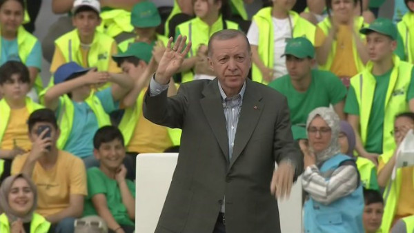 Ερντογάν: «Ο Πορθητής δεν κατέκτησε μόνο την Κωνσταντινούπολη, αλλά την Αθήνα και την Πελοπόννησο»