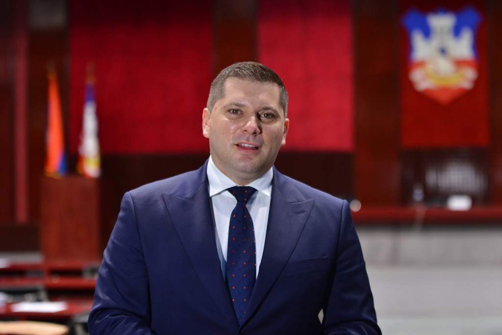 Πρόεδρος δημοτικού συμβουλίου Βελιγραδίου: «Θέλω να πάρει τη Euroleague ο Ολυμπιακός»