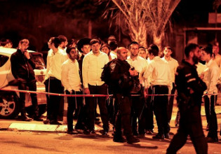 Ισραήλ: Ανθρωποκυνηγητό για τη σύλληψη των δραστών – Επιτέθηκαν με τσεκούρια και μαχαίρια