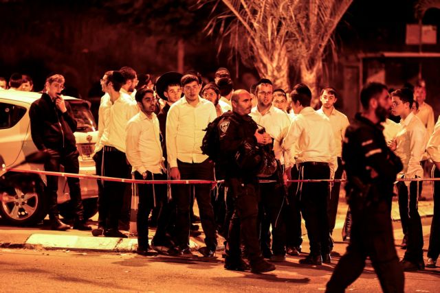 Ισραήλ: Ανθρωποκυνηγητό για τη σύλληψη των δραστών - Επιτέθηκαν με τσεκούρια και μαχαίρια
