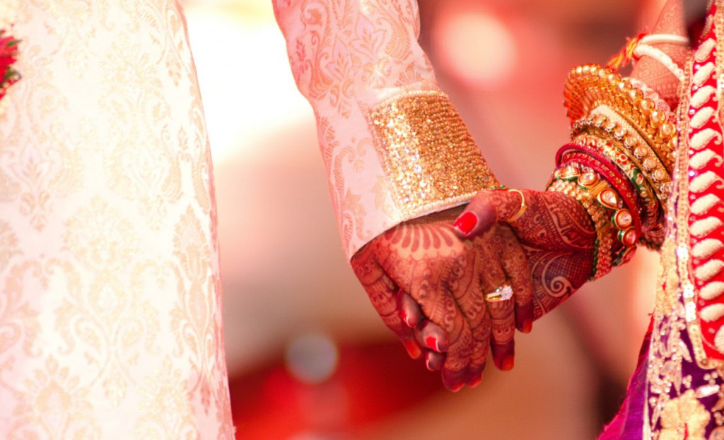 Γονείς ζητούν αποζημίωση σε περίπτωση που… δεν δουν σύντομα εγγόνι