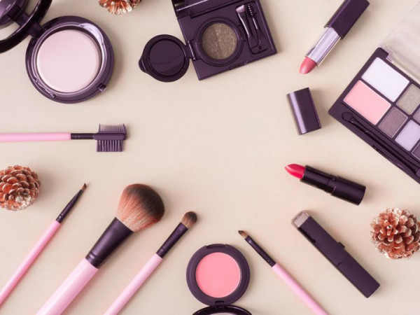 Μεγάλες αυξήσεις στα καλλυντικά προϊόντα – Έως και 50% πάνω