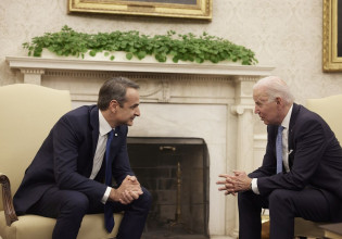 Μητσοτάκης σε Μπάιντεν: «Θα προχωρήσουμε στην αγορά ενός σμήνους F-35»