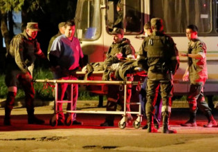 Πόλεμος στην Ουκρανία: Θρίλερ με τους Ουκρανούς που παραδόθηκαν στη Μαριούπολη