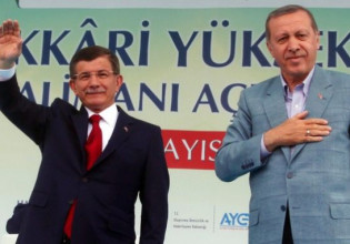 Νταβούτογλου κατά Ερντογάν: Μετά από πέντε μέρες, σήμερα «ξύπνησες» για τον Μητσοτάκη;