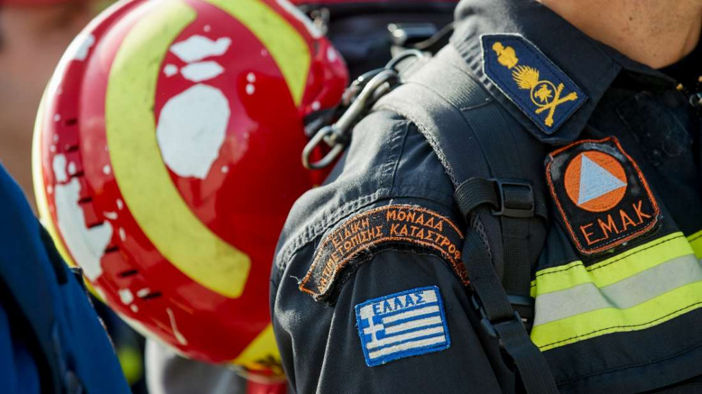 Συναγερμός για άνδρα που έπεσε σε κανάλι του Μόρνου – Ερευνες της ΕΜΑΚ