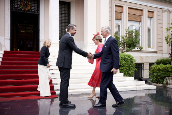 Μητσοτάκης: Συνάντηση με το βασιλικό ζεύγος του Βελγίου – Τι συζήτησαν