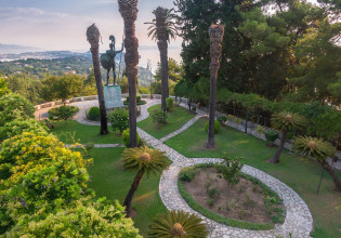 Ανοίγουν οι εξωτερικοί χώροι του Αχιλλείου στην Κέρκυρα για τους επισκέπτες από την 1η Ιουνίου