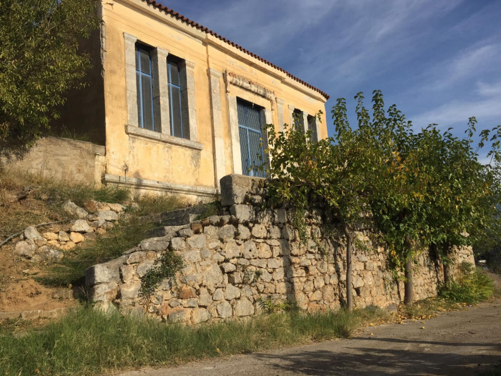 Δήμος Δελφών: Ξεκινάει το έργο κατασκευής του νέου πολιτιστικού πολυχώρου