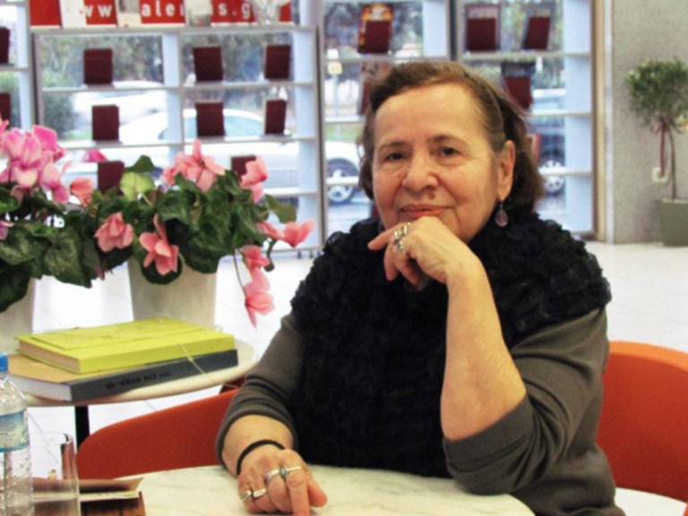 Αλκυόνη Παπαδάκη: «Κυνηγούσα πάντα το χάδι και τον πόνο»