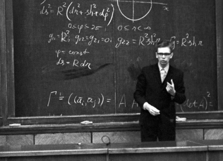 Ο Ιησούς σταυρώθηκε στην Κωνσταντινούπολη – Ο μαθηματικός που… ξαναγράφει την παγκόσμια ιστορία