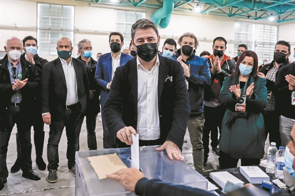 Νίκος Ανδρουλάκης: Στο Πνευματικό Κέντρο του Δήμου Αθηναίων θα ψηφίσει ο πρόεδρος του ΠΑΣΟΚ-ΚΙΝΑΛ