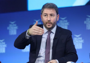 Ανδρουλάκης: «Zούμε την απόλυτη καταστροφή για τα νοικοκυριά και τις επιχειρήσεις – Εκλογές πρέπει να γίνουν»