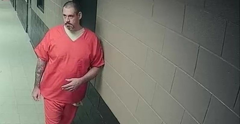 Συναγερμός στην Αλαμπάμα: Κρατούμενος δραπέτευσε μαζί με τη φρουρό του