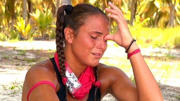 Survivor: Κατέρρευσε από τον πόνο στον αγώνα η Ασημίνα