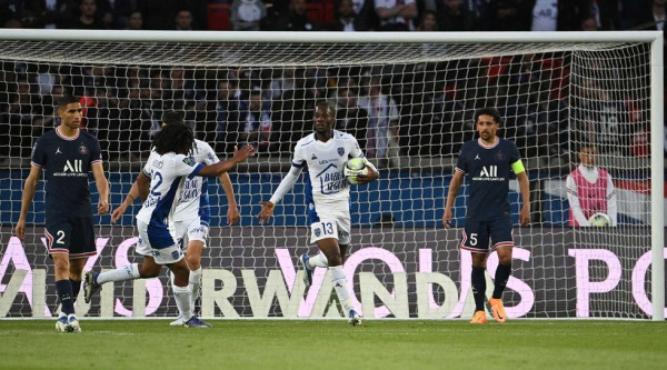 Παρί Σεν Ζερμέν – Τρουά 2-2: Η Τρουά έκανε το μεγάλο comeback στο Παρίσι