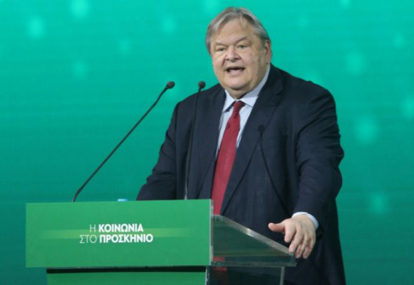 Βενιζέλος: Εύχομαι το ΠΑΣΟΚ – ΚΙΝΑΛ να κερδίσει τη μάχη της συγκυρίας και τον πόλεμο της ιστορίας